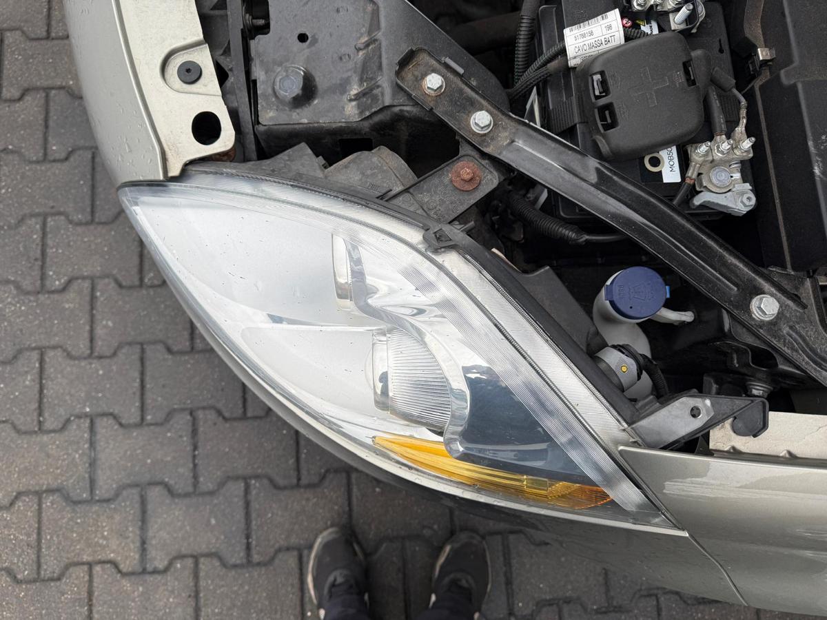 Fiat Bravo 198 original Scheinwerfer links Halogen 51757538 BJ07